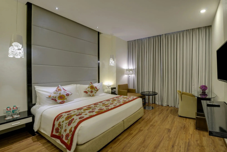E Hotel
