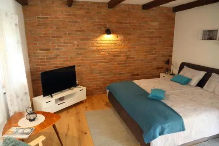 Apartment Little house
