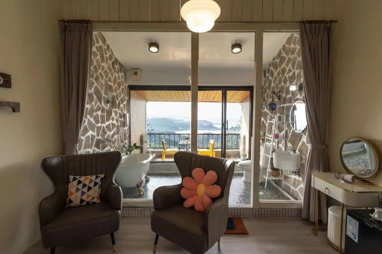 Superior Double room with balcony and with ocean view