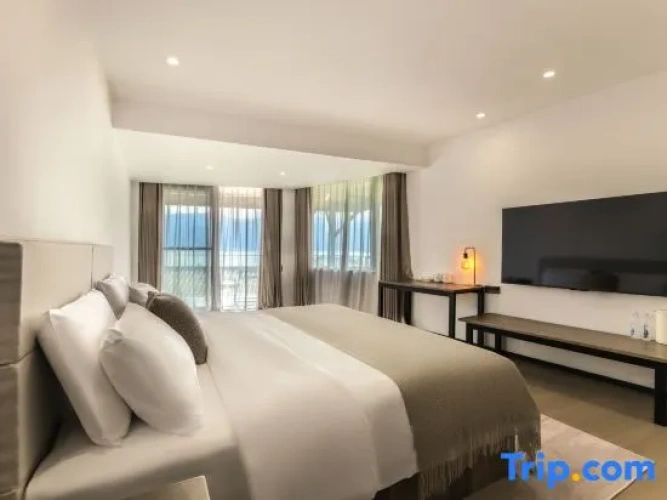 Standard Double room with view