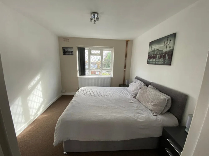 Lovely 2-bed Apartment in Solihull