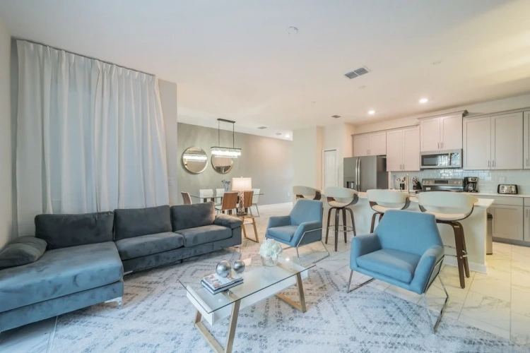 4 Bedrooms Family Cottage