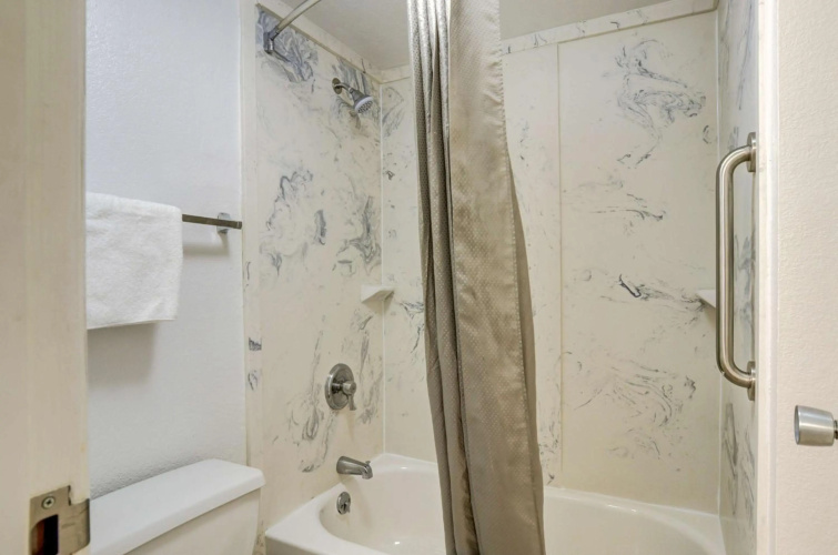 Motel 6 Denver South - South Tech Center photo 11