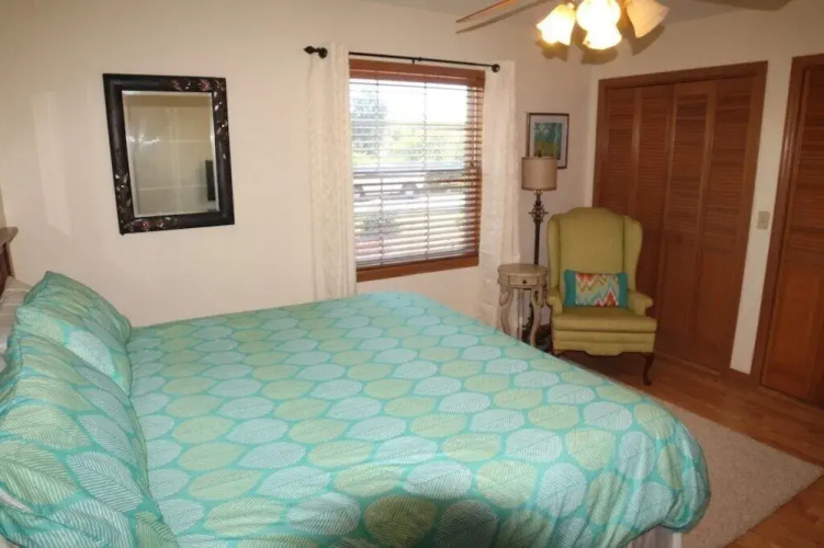 Blue Horizon 3 Bedroom Home by Redawning