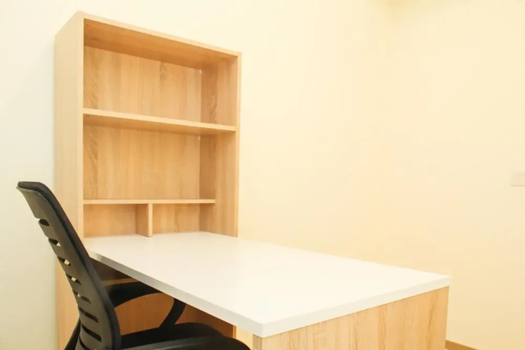 Comfortable 2Br With Study Room At Meikarta Apartment