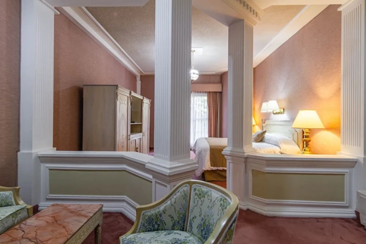 Classic Double Suite