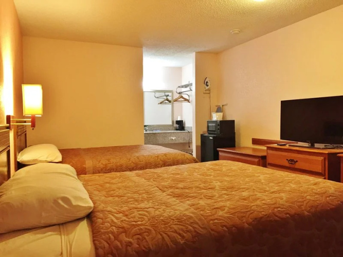 OYO Hotel Brookhaven MS - I-55