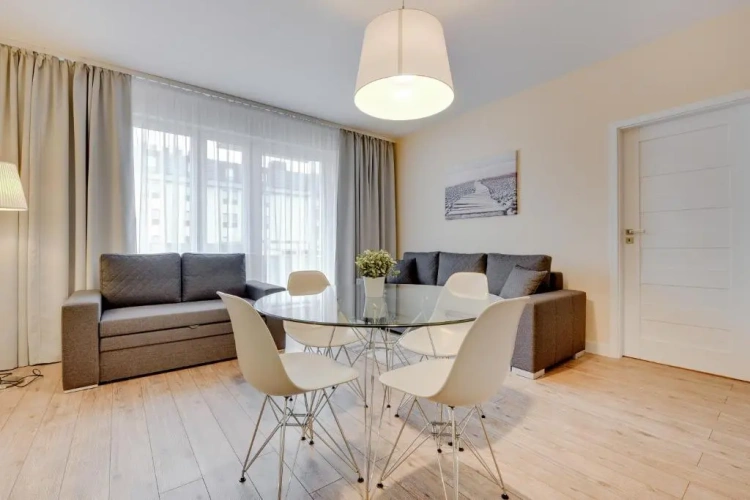 1 Bedroom Apartment with balcony