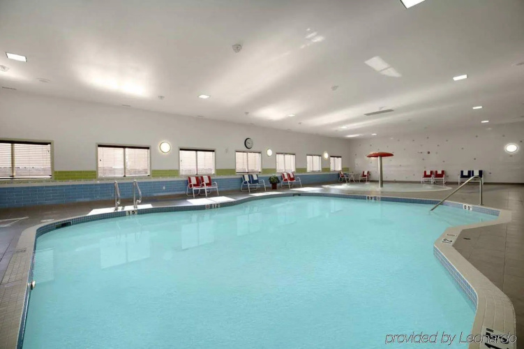 Hampton Inn & Suites by Hilton Edmonton/West photo 12