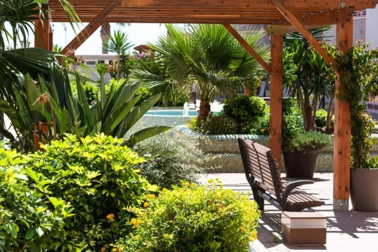 2 Bedrooms Cottage