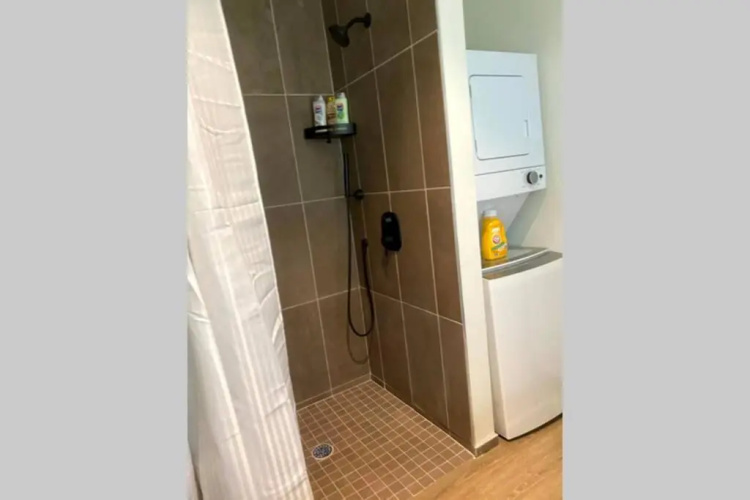 3E-*New* Apt -5 min from Downtown, 3E, Sleeps 6