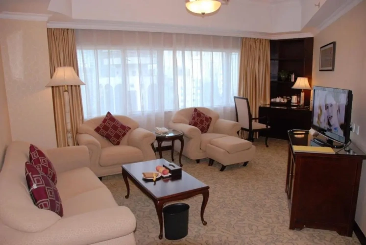 Deluxe Suite