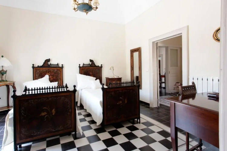 Deluxe Double room with city view