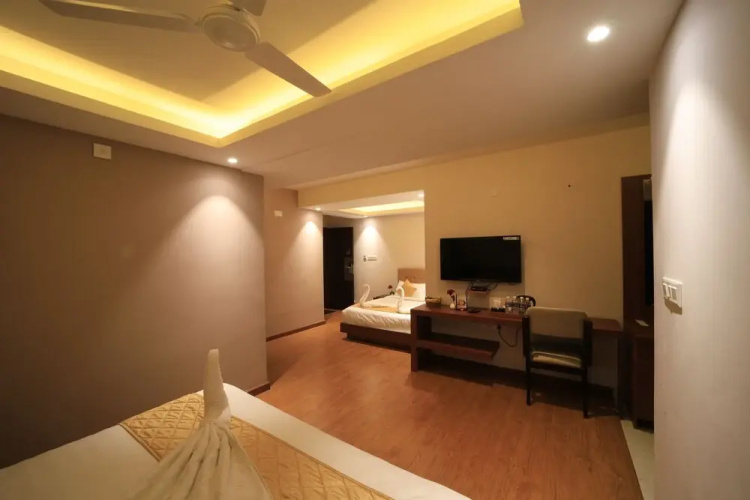 Grand Signature Hotel & Spa