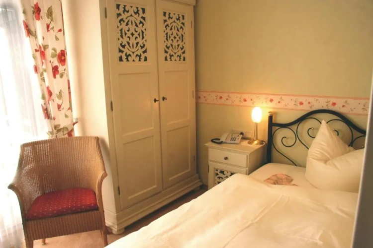 Classic Double room with balcony and with view
