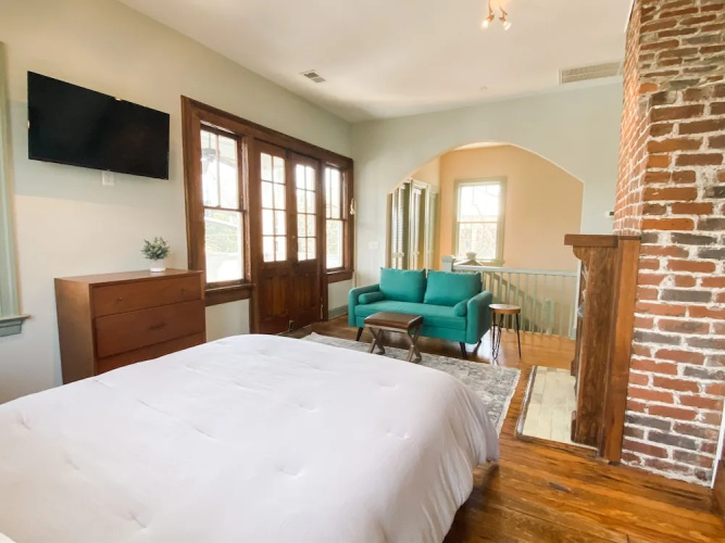 Charming & Central Executive Rentals