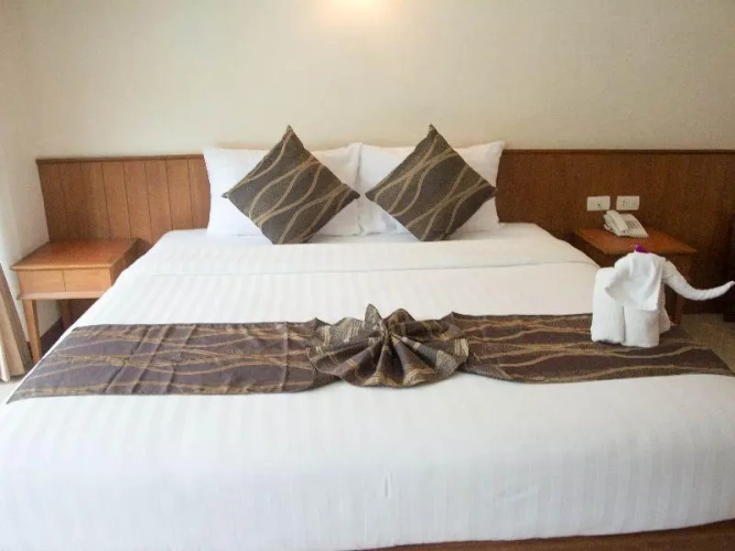 Standard room with balcony and with pool view