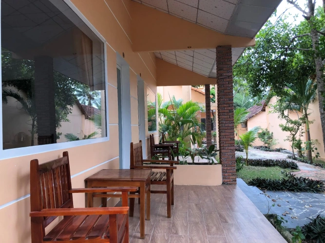 Family Bungalow with garden view