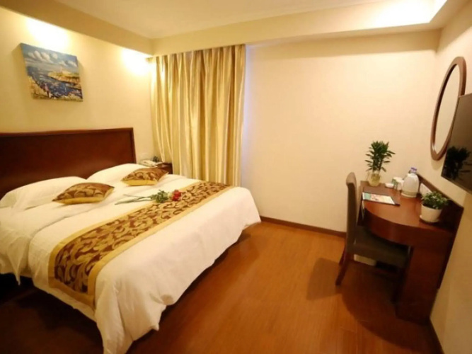 GreenTree Inn Suzhou Industrial Zone Yangcheng Lake Weiting Mong Kok Express Hotel