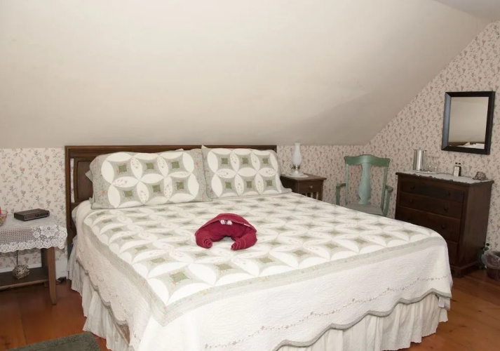 Candlebay Inn