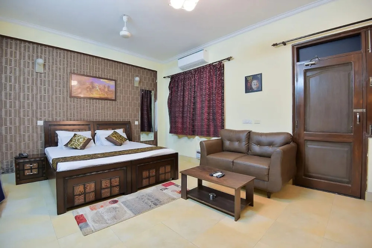 BedChambers Serviced Apartments SushantLok