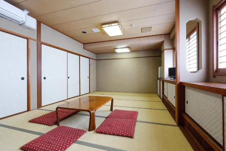 Deluxe Japanese-Style room