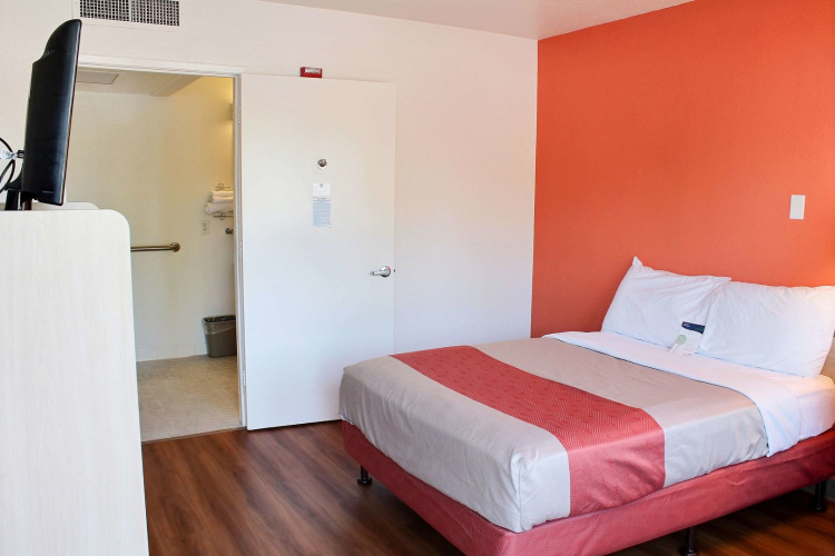 Motel 6 Atascadero, CA