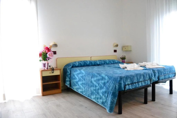 Vinsea Hotel