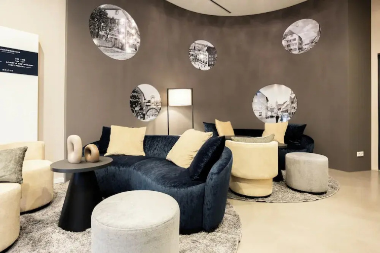 Digital Hotel Kronjuwel by BRIGHT Waldkirch - Self Check-in, Bild 2