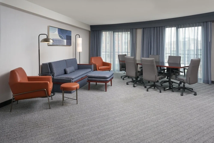 1 Bedroom Suite