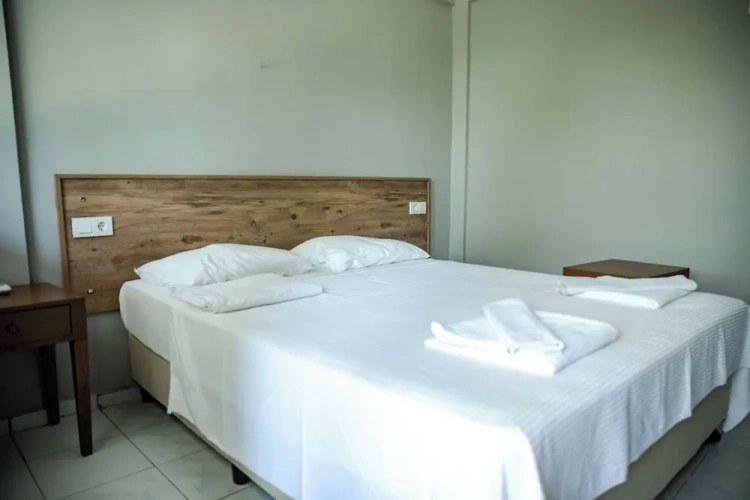 Economy room