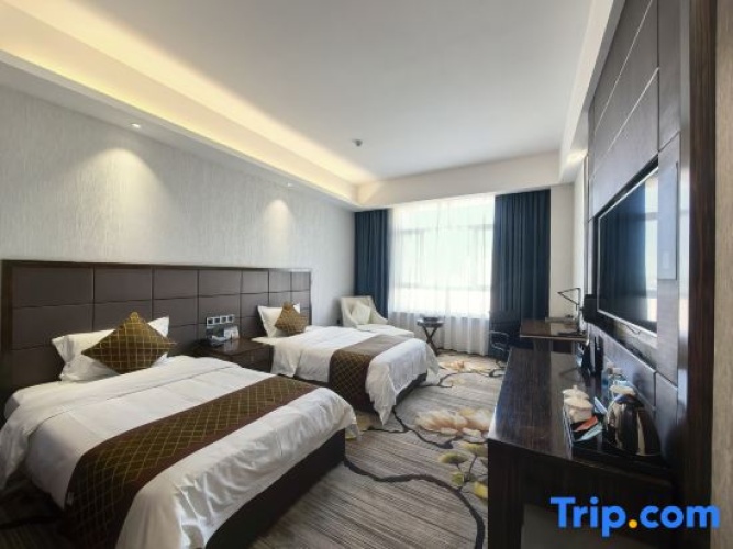 2 Bedrooms Premier Family Suite