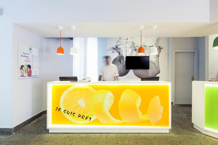 Ibis Styles Napoli GaribaldiOver view