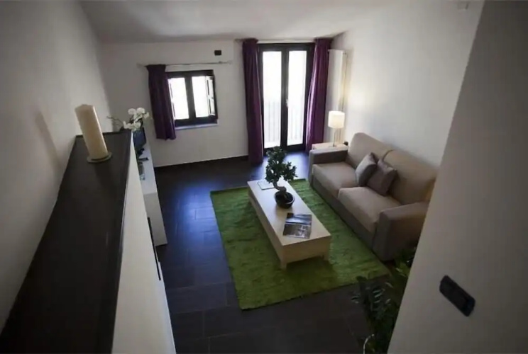 HomeHotels