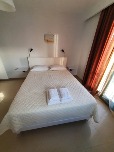 Finiki Villas