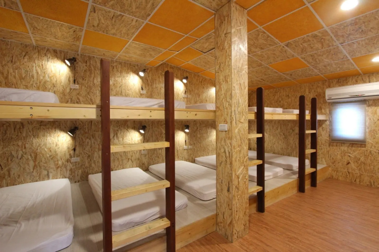Dive Inn