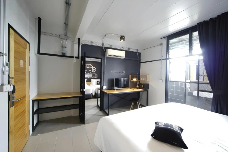 Blu Monkey Hotel Suratthani