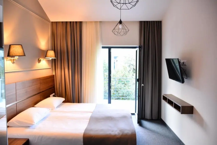 Deluxe Suite