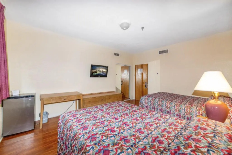Ocean Beach Suites