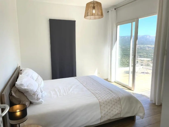 3 Bedrooms Cottage