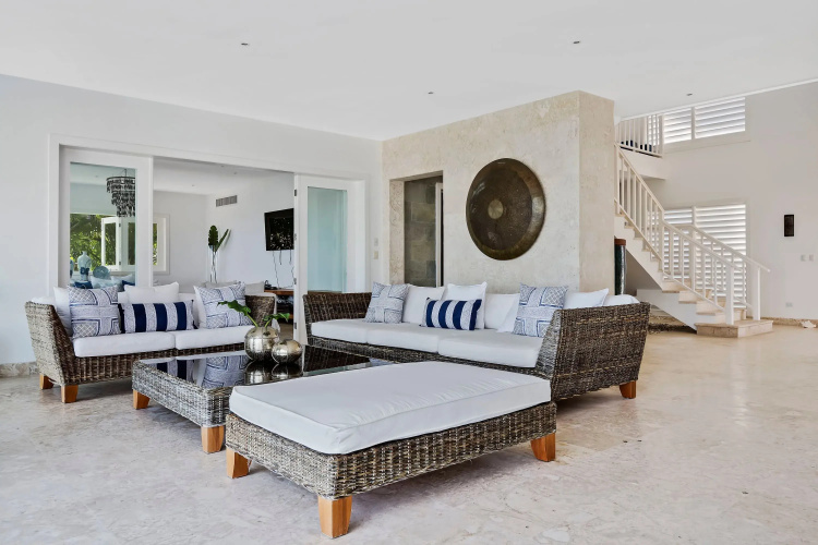 5BR Oceanfront Golf Estate w Pool Private Chef