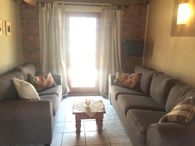 2 Bedrooms Chalet