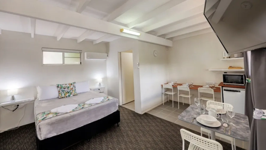 Deluxe Family room