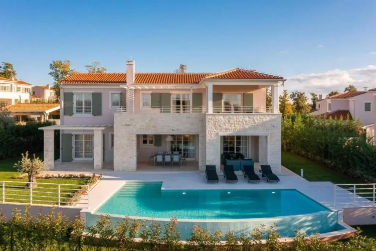 Deluxe Villa