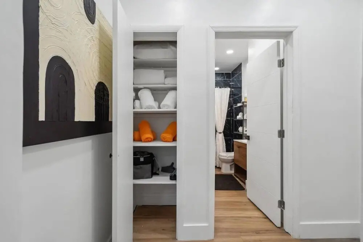 Casa Roselle 2 in Hollywood