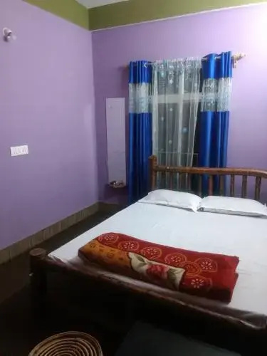Suvarna Home Stay