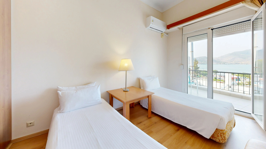 Lucy Hotel