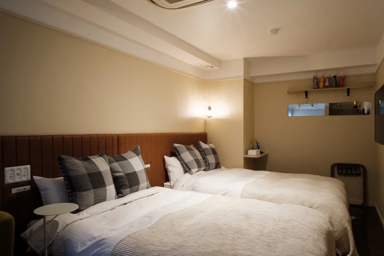 Standard Twin room