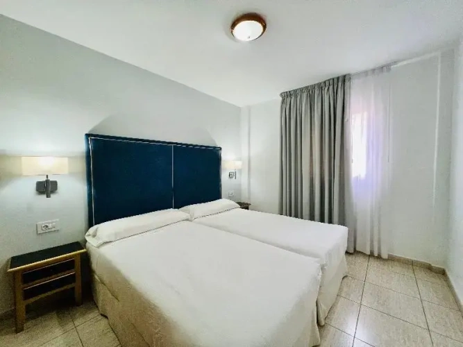 2 Bedrooms Apartment with balcony