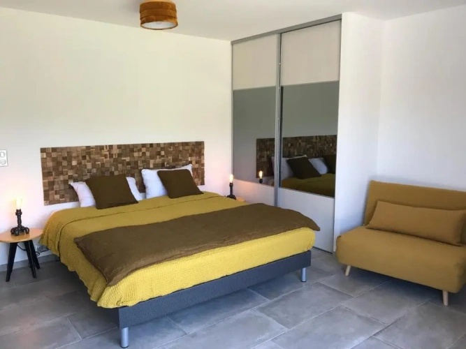 2 Bedrooms Cottage